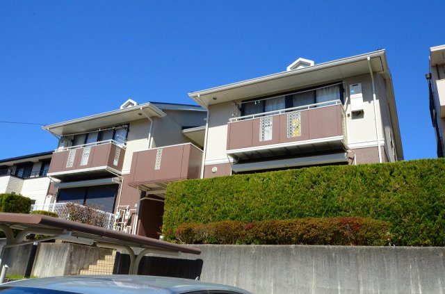 建物外観　モニタ付きインターホンついてます♪