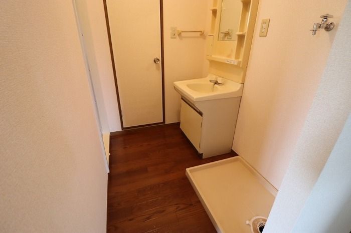 洗面設備　※別号室参考写真です