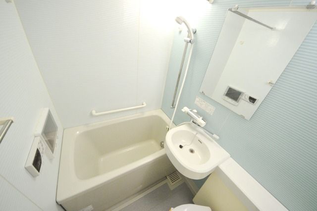 バス・シャワールーム　NULL