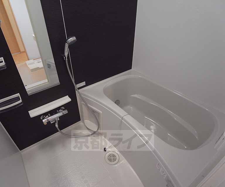 バス・シャワールーム　追い炊き機能付き