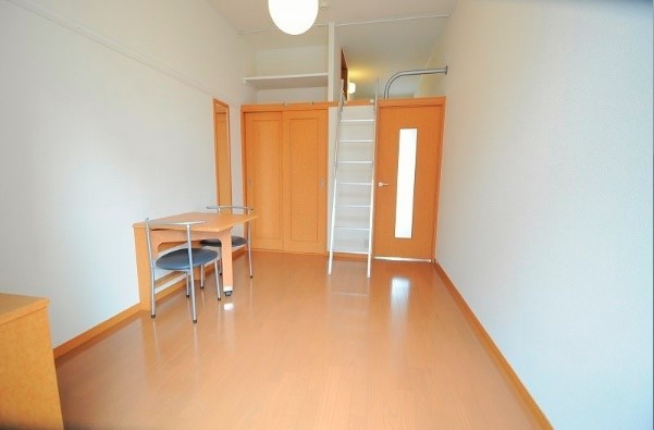 居室・リビング　現状優先