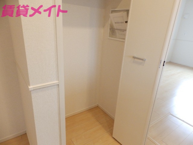 収納　同タイプ部屋写真です。