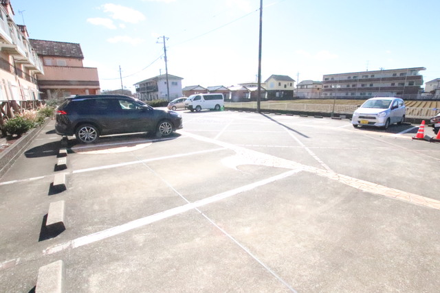 駐車場　【要空確認】