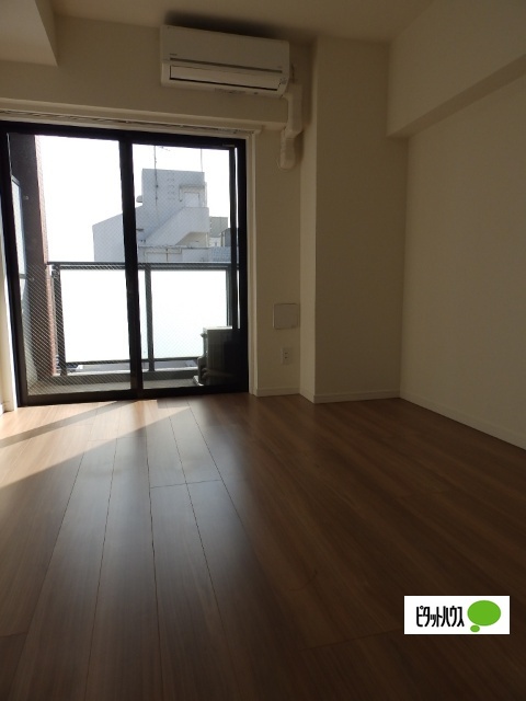 居室・リビング　フローリングです♪