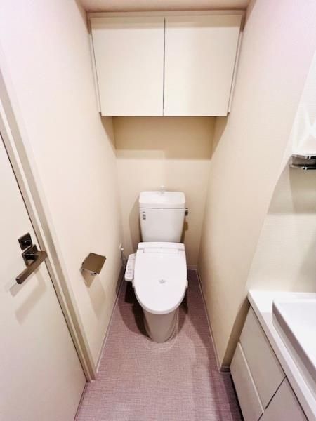 トイレ　清潔感のあるトイレです