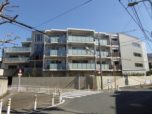 建物外観　外観は落ち着いています