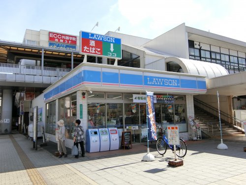 コンビニ　ローソン ＪＲ堺市駅前店（コンビニ）まで373m