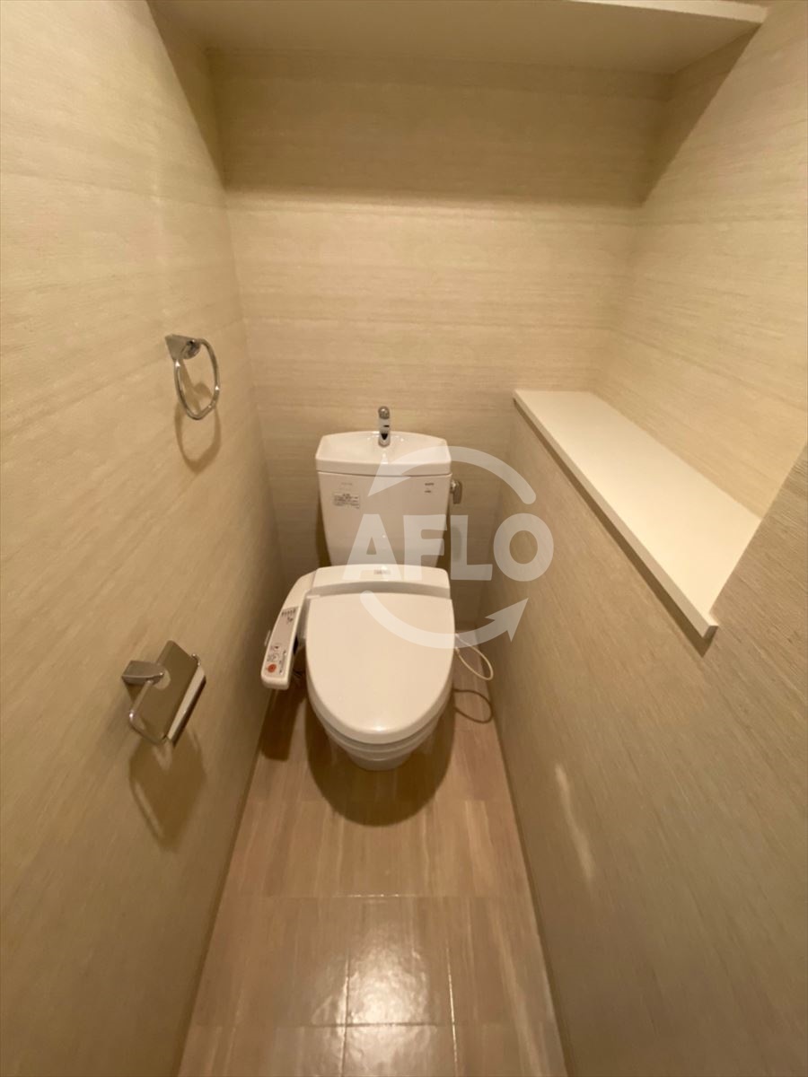 トイレ　Fortuney大手前(旧:Dimus大手前）　温水洗浄便座