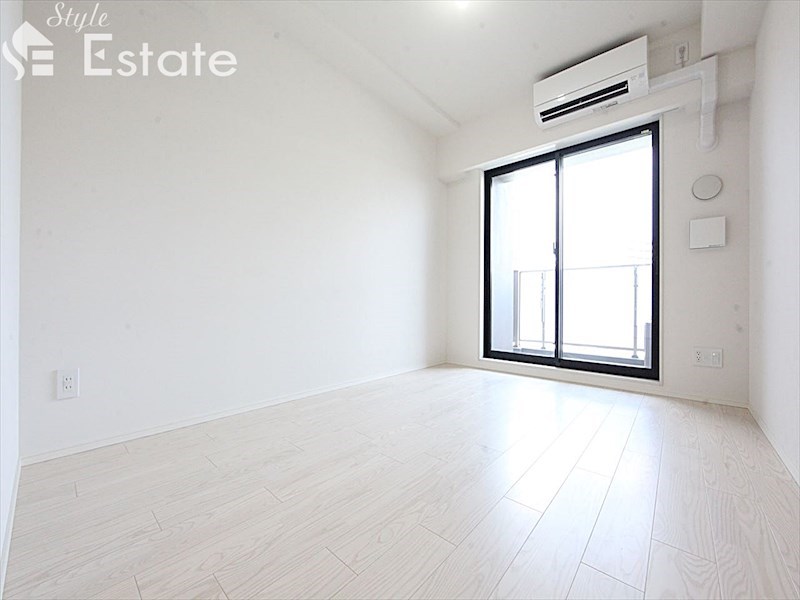 居室・リビング　内装