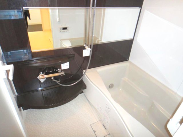 バス・シャワールーム　風呂