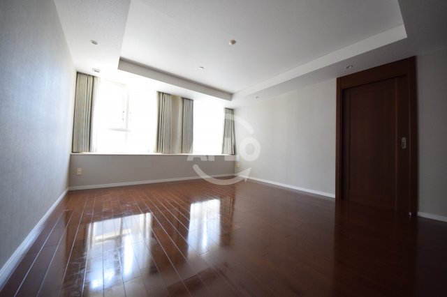 居室・リビング　グランドメゾン南船場　リビング