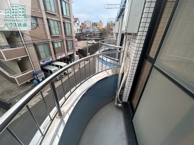 バルコニー　※写真は同タイプ別号室