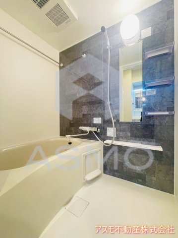 バス・シャワールーム　同マンション別部屋参考写真