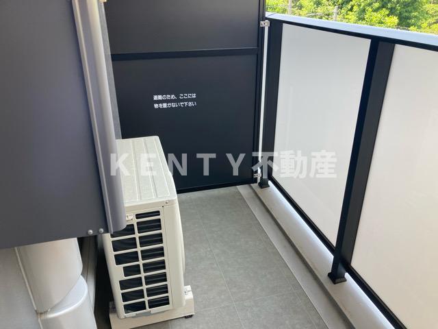 バルコニー　外からの目が気にならないバルコニーで洗濯物が干せます