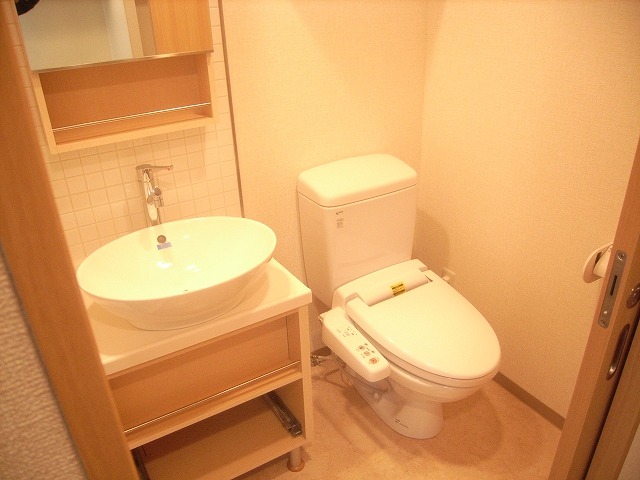 トイレ　別号室イメージ