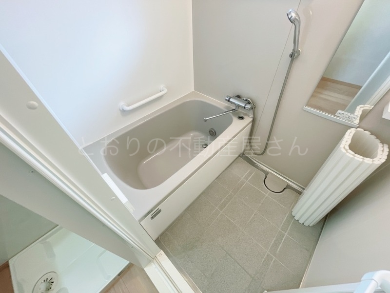 バス・シャワールーム　バスルーム