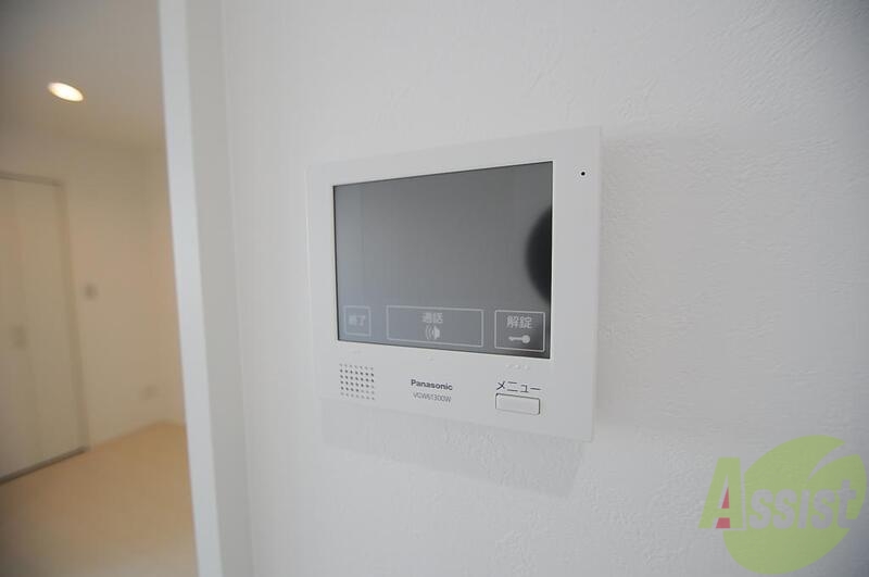 セキュリティ　もしもし、来客の確認は必ずしてからドアを開けてくださいね