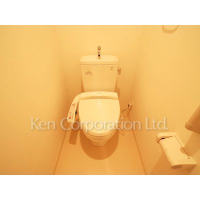 トイレ　同タイプ19階のお部屋を撮影。仕様が異なることがあります。