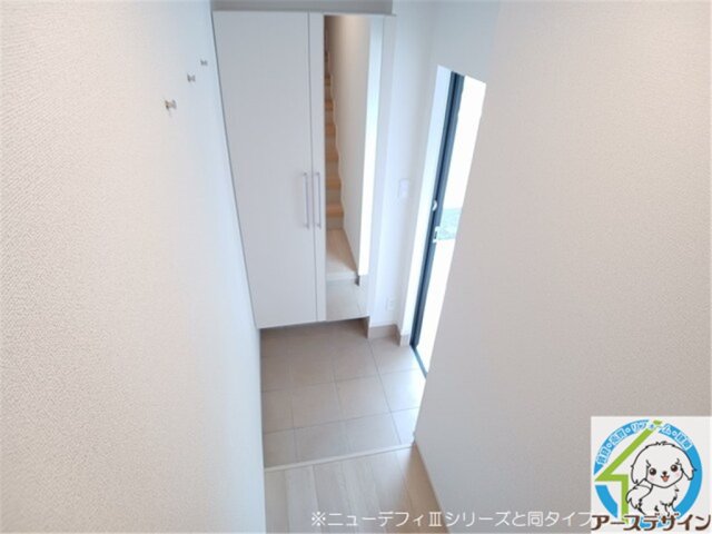 玄関　※パース写真