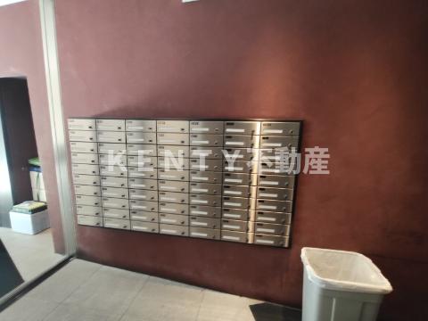 エントランス　清潔なエントランスです