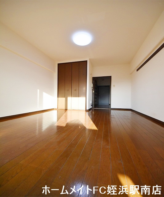 居室・リビング　★駅すぐそばのマンション！★参考写真