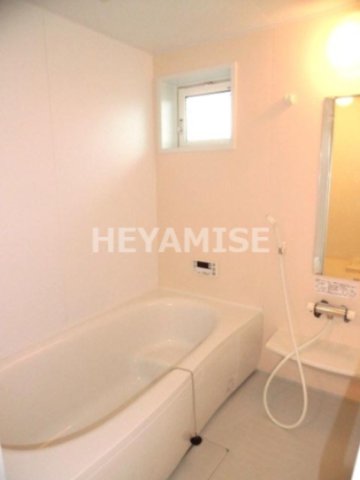 バス・シャワールーム　※同物件、別間取りの写真でございます※現況を優先します※