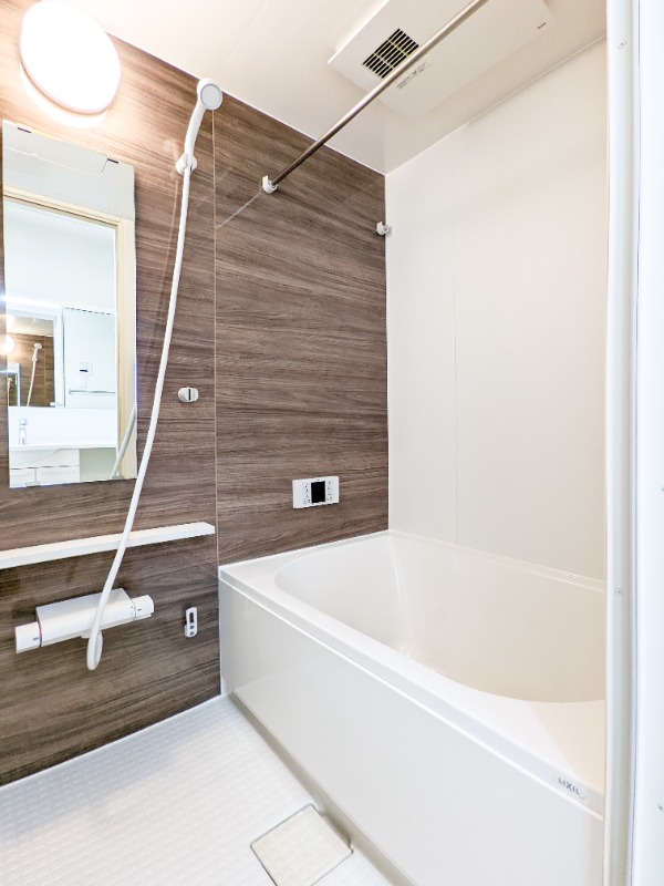 バス・シャワールーム　図面と現状に相違がある場合には現状を優先