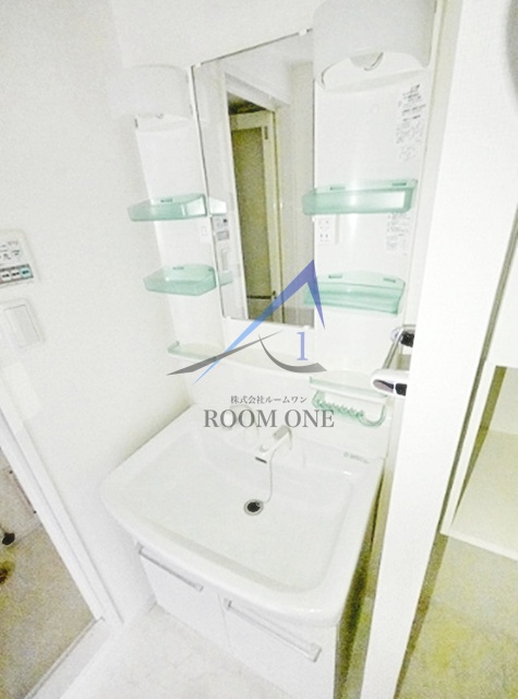 洗面設備　独立洗面台です。