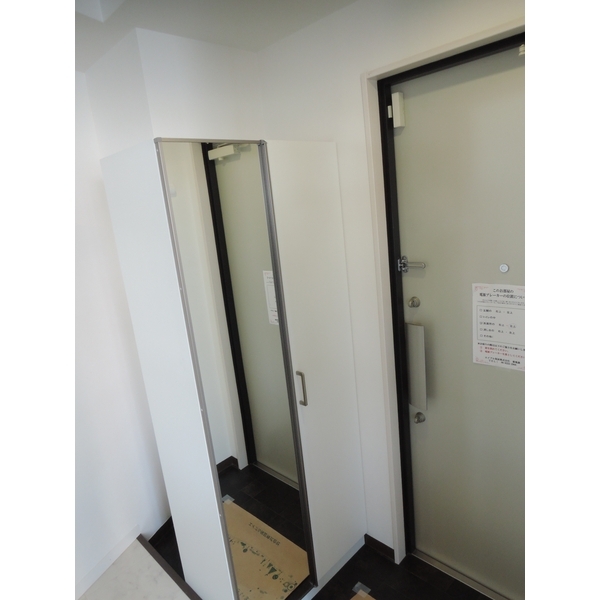 玄関　ラムアンドエヌエンタープライズ　玄関