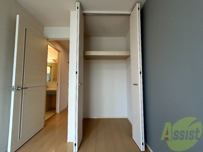 収納　このところ流行りのオープンクローゼットです。