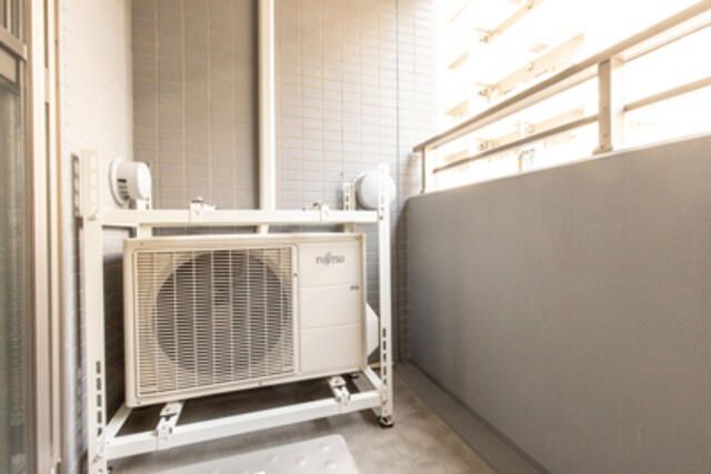 バルコニー　陽当たり良好なバルコニーです