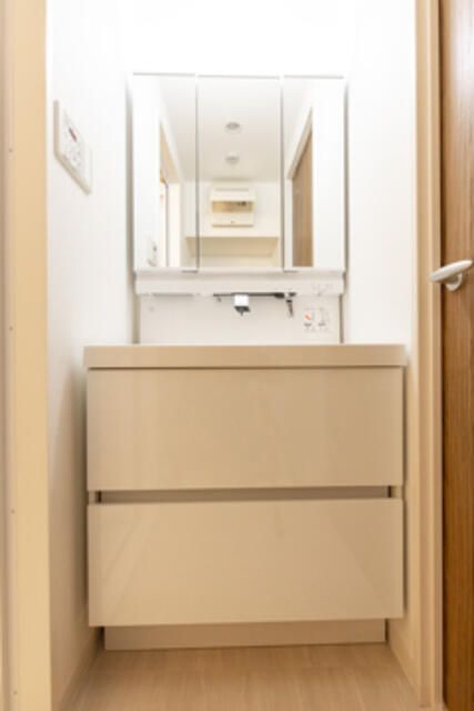 洗面設備　脱衣スペースもあります