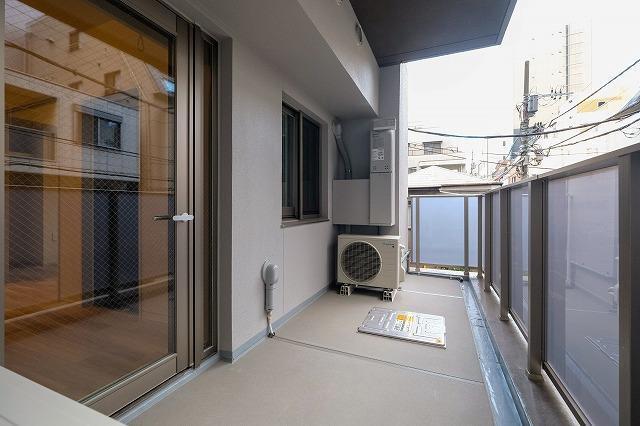 バルコニー　バルコニー