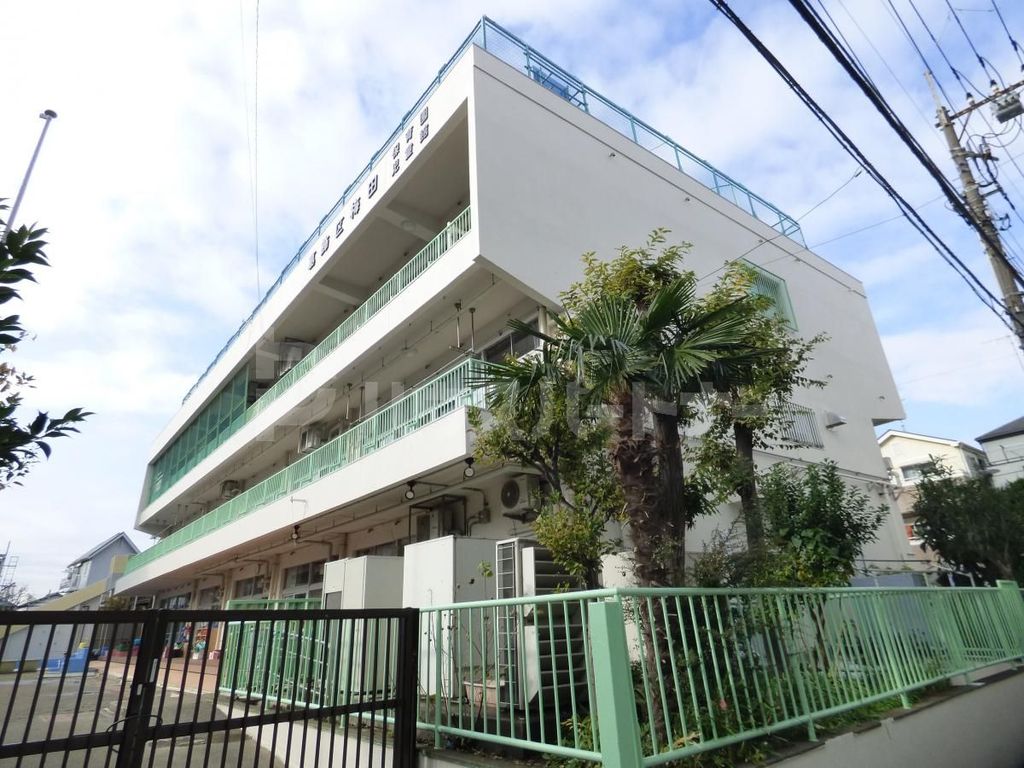 幼稚園・保育園　梅田保育園（幼稚園・保育園）まで300m