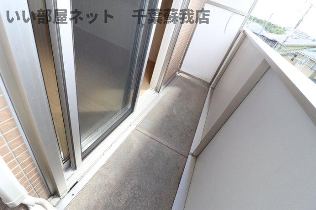 バルコニー　陽当たり良好なバルコニーです
