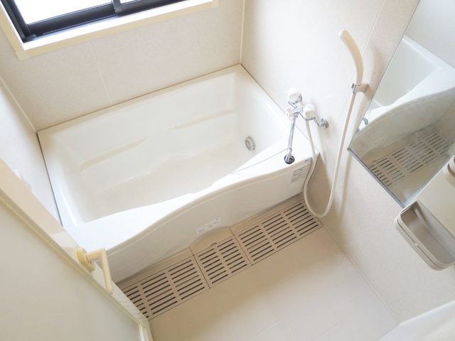 バス・シャワールーム　バスルームはこんな感じです！