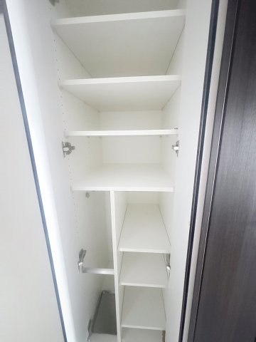 収納　シューズBOX