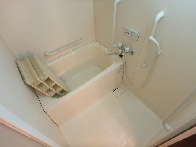 バス・シャワールーム　バス
