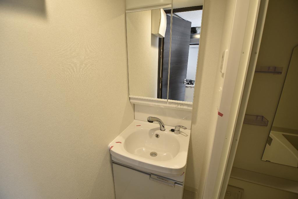 洗面設備　洗髪洗面化粧台