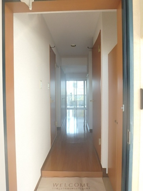 玄関　図面と現状に相違がある場合には現状を優先