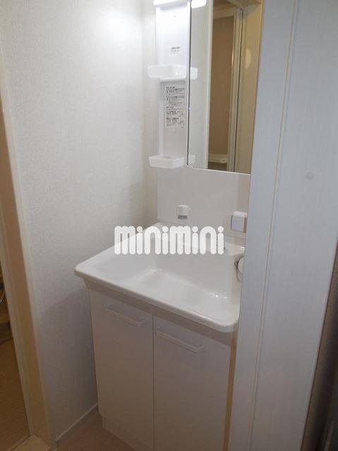 洗面設備　シャンプードレッサーも完備です