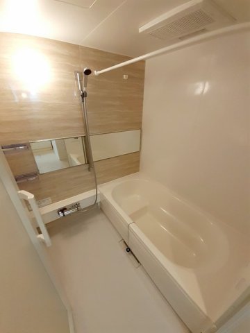 バス・シャワールーム　ゆったり過ごせるお風呂です