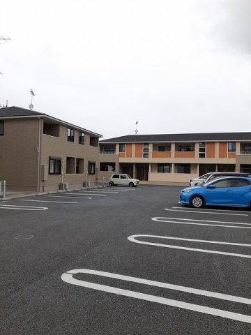 駐車場　カースペースがあります