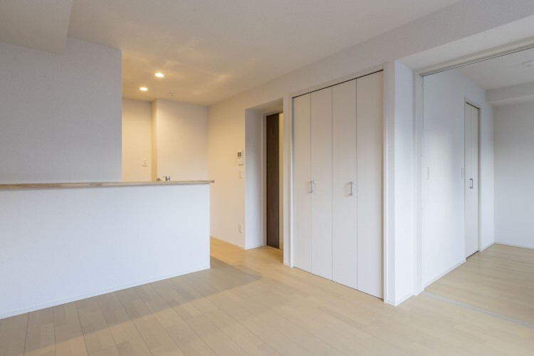 居室・リビング　使いやすい形の為、レイアウトを楽しめます♪