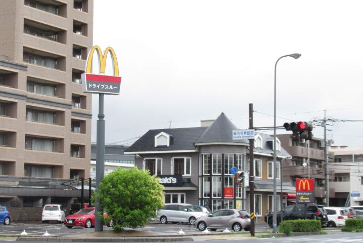 飲食店　マクドナルド松江店（飲食店）まで200m