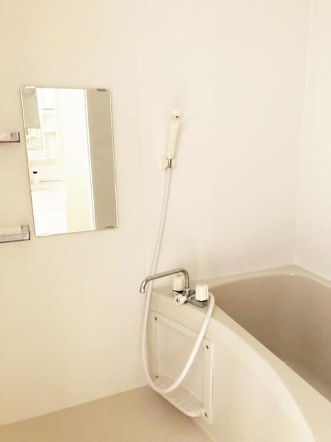 バス・シャワールーム　キレイな浴室です。