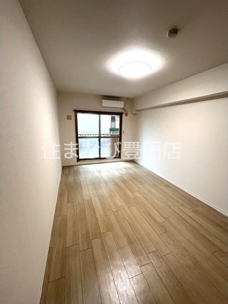 居室・リビング　同型別部屋写真