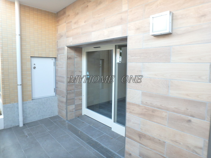 エントランス　エントランス