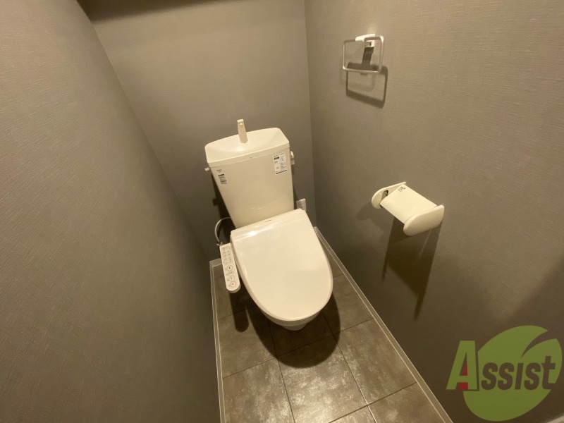 トイレ　シャワートイレになっているので快適です！