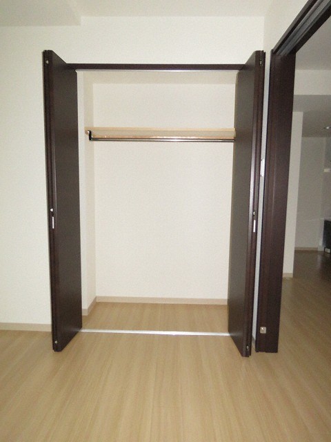収納　衣類の収納に便利なクローゼット付きです♪
